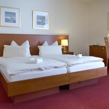 Hafen Hotel 3*